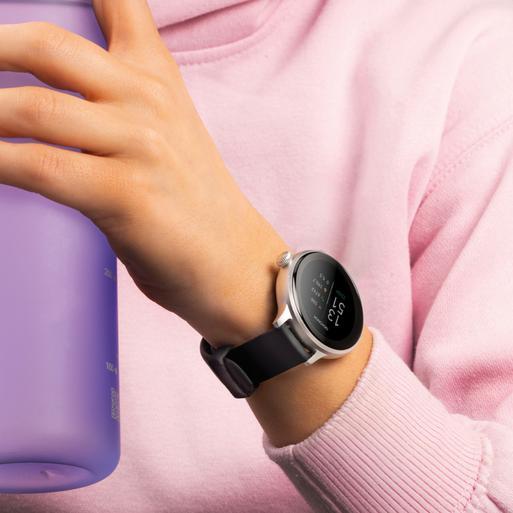 How to connect digital watch to phone outlet